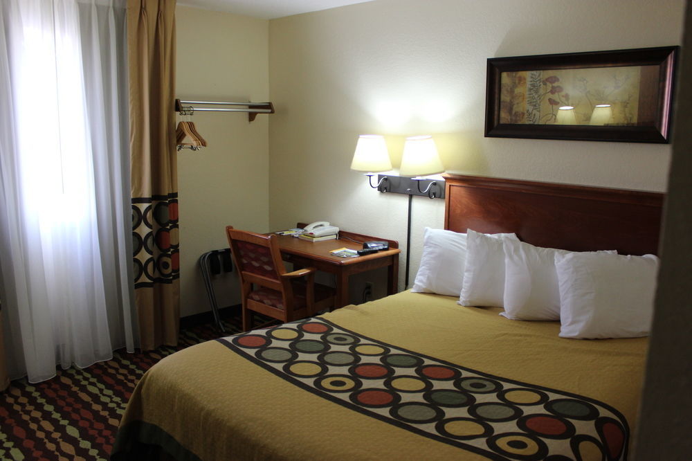 Hotel Super 8 By Wyndham Grand Forks Exterior foto