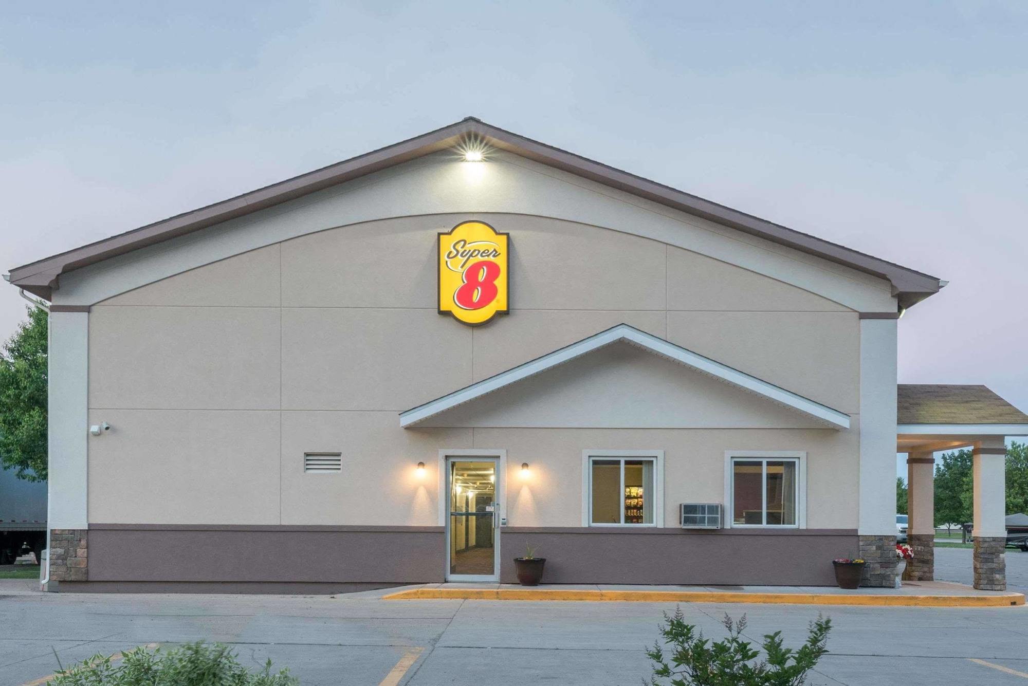 Hotel Super 8 By Wyndham Grand Forks Exterior foto
